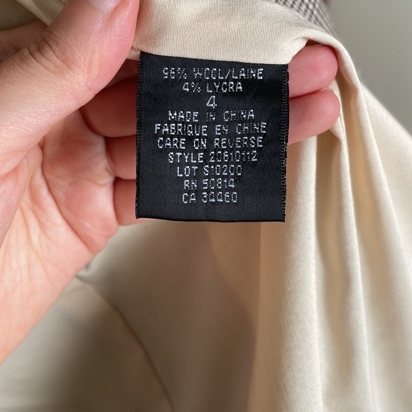 Vintage Plaid Blazer - Picture 5 of 9